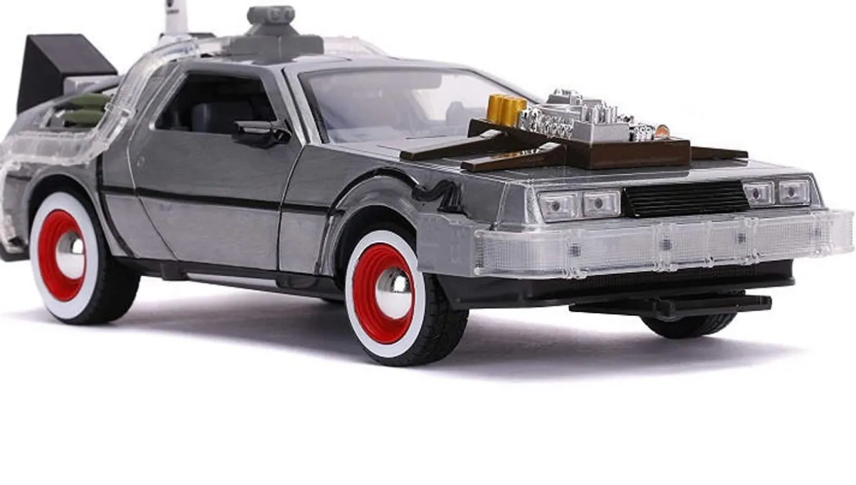 Jada 1/24 Back To The Future 3 DeLorean Diecast Model