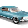 Maisto 1/24 1965 Buick Riviera Diecast Model