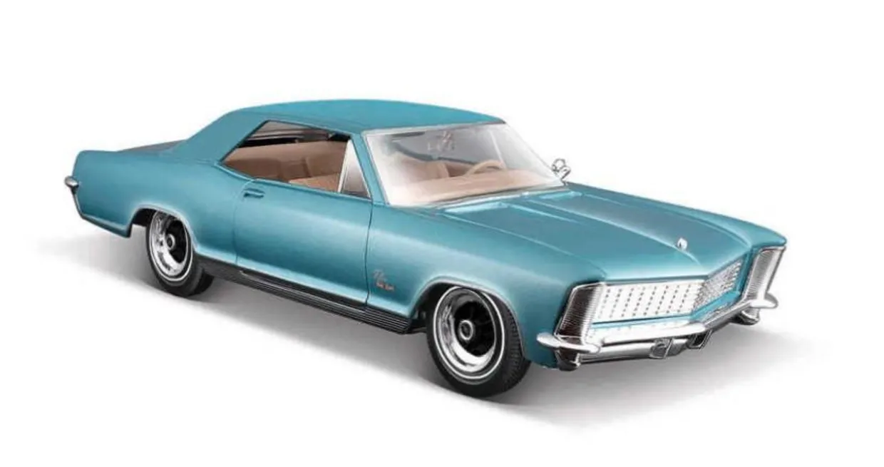 Maisto 1/24 1965 Buick Riviera Diecast Model