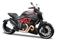 Maisto 1/12 Ducati Diavel Carbon Diecast Model Kit