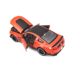 Maisto 1/24 Ford Mustang Boss 302 Diecast Model