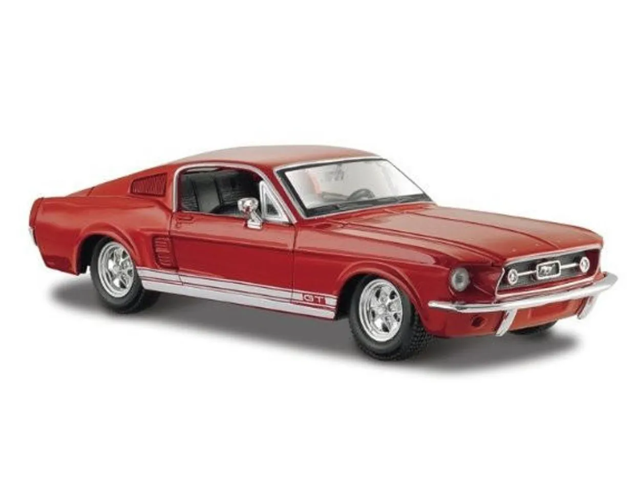 Maisto 1/24 Ford Mustang GT 1967 Diecast Model