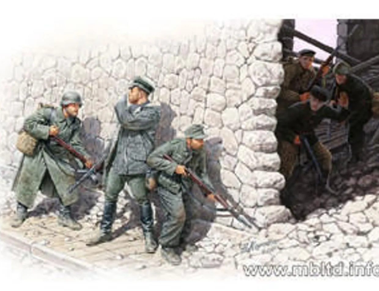 Master Box 1/35 Whos That German Mountain Troops/Soviet Marines