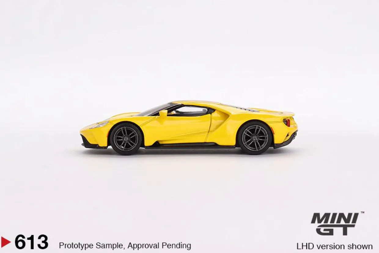 Mini GT 1/64 Ford GT Triple Yellow