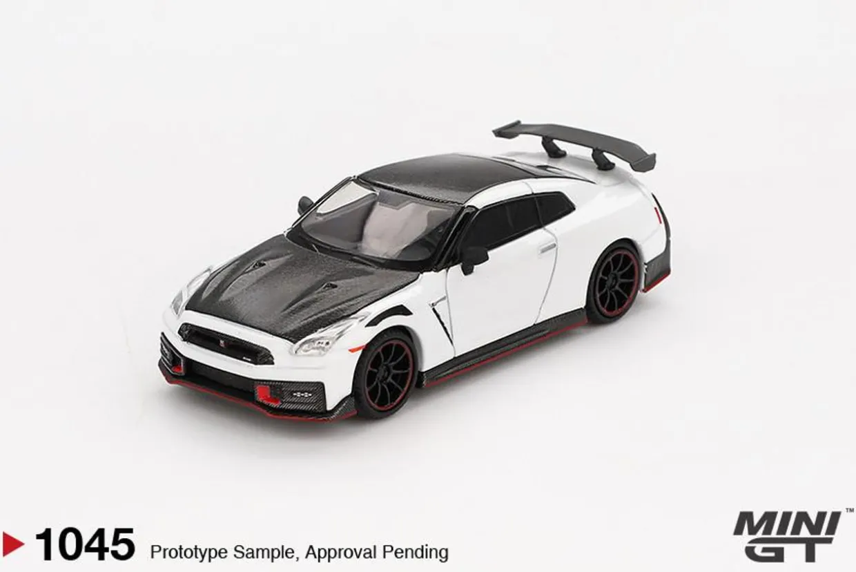 Mini GT 1/64 Nissan GT-R Nismo 2024 Brilliant White Pearl
