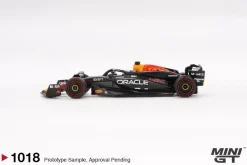 Mini GT 1/64 Oracle Red Bull Racing RB20 #1 Max Verstappen 2024 F1 2024 Bahrain GP Winner