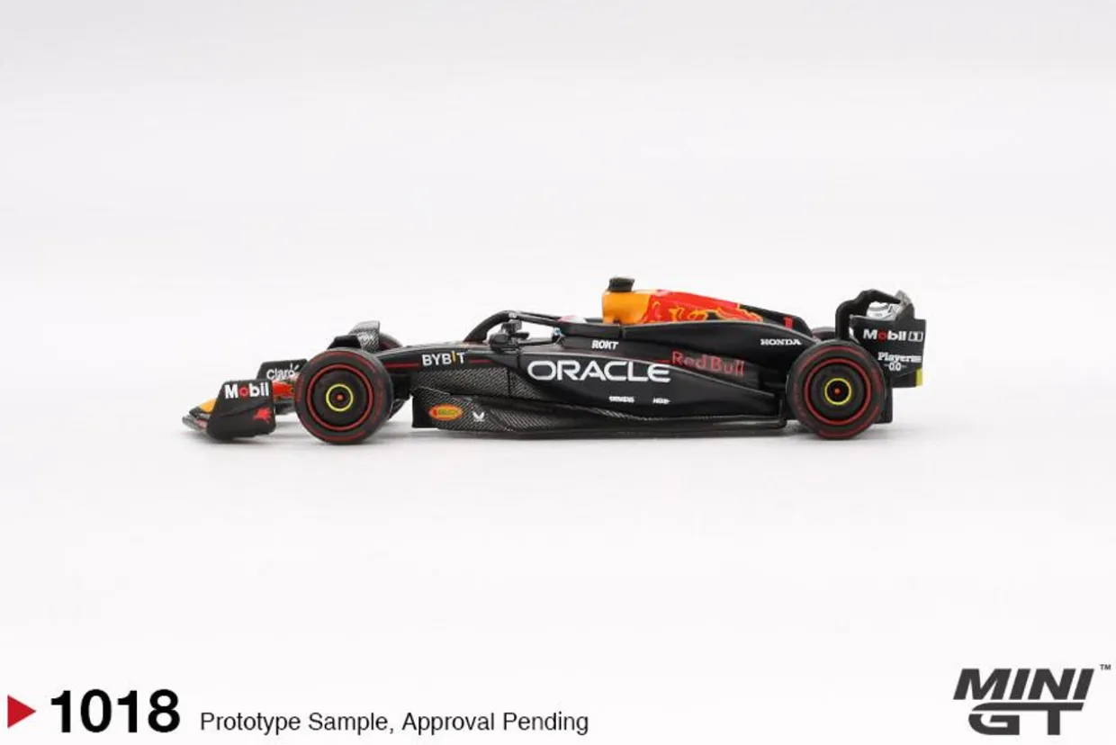 Mini GT 1/64 Oracle Red Bull Racing RB20 #1 Max Verstappen 2024 F1 2024 Bahrain GP Winner