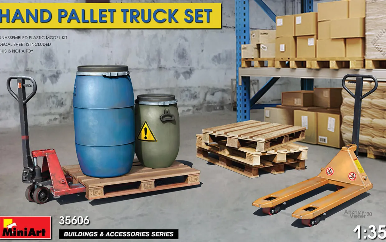 MiniArt 1/35 Hand Pallet Truck Set Model Kit