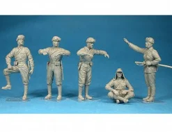MiniArt 1/35 Japanese Tank Crew Model Figures