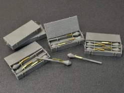 MiniArt 1/35 Panzerfaust 30/60 Model Kit