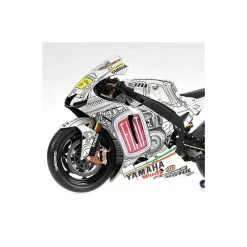 Minichamps 1/12 Yamaha YZR-M1 Moto GP Valencia 2007 Valentino Rossi
