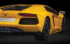 Pocher 1/8 Lamborghini Aventador LP 700-4 Giallo Orion