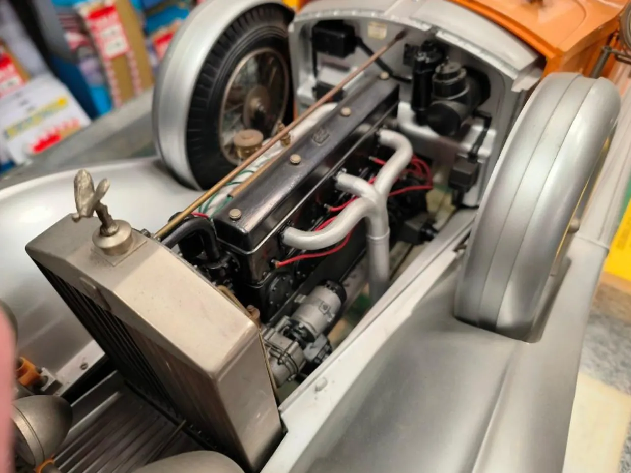 Pocher 1/8 Rolls Royce Torpedo Cabriolet Phantom II Ready Assembled