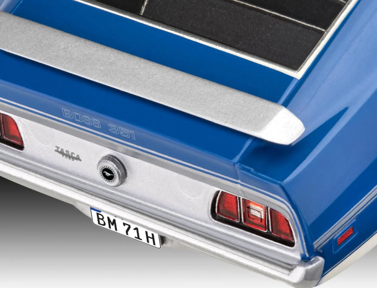 Revell 1/24 71' Mustang Boss 351 Model Car kit