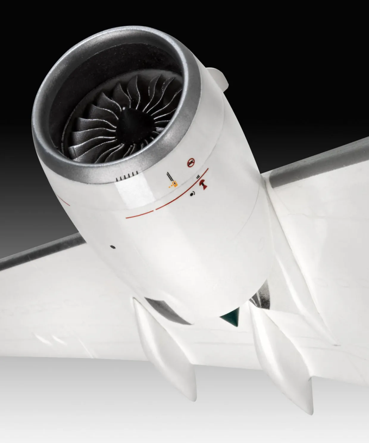 Revell 1/144 Airbus 350-900 Lufthansa New Livery