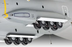 Revell 1/72 Airbus A400M RAF
