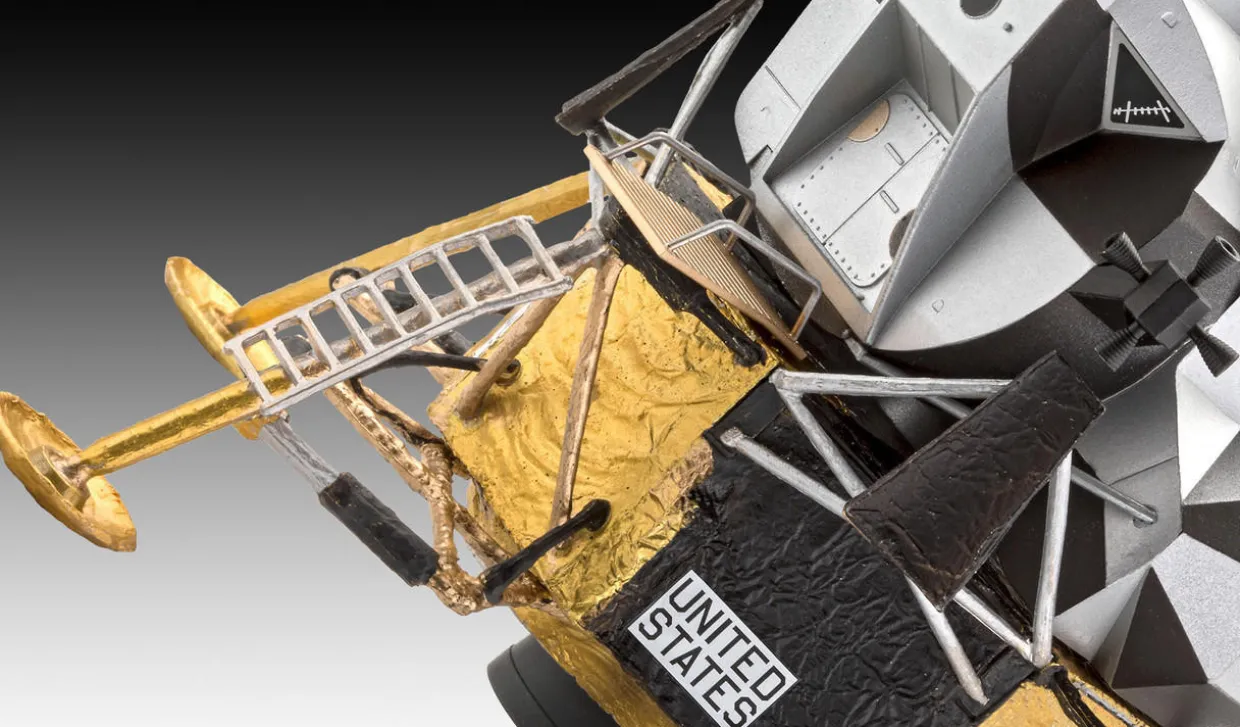 Revell 1/48 Apollo 11 Lunar Module Eagle