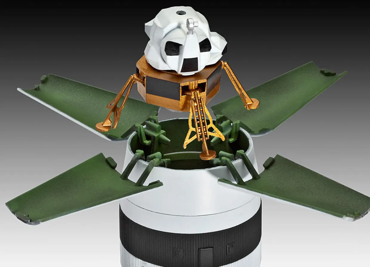 Revell 1/144 Apollo Saturn V Rocket