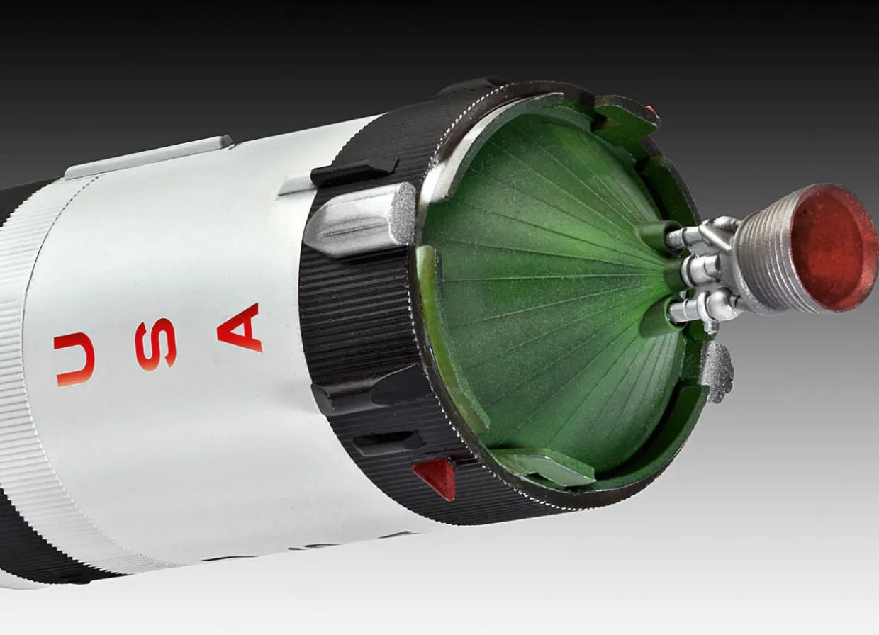 Revell 1/144 Apollo Saturn V Rocket