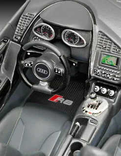 Revell 1/24 Audi R8