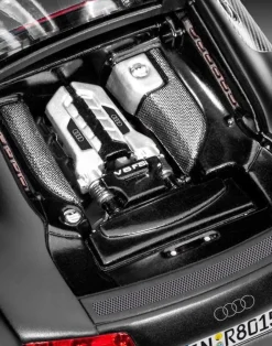 Revell 1/24 Audi R8 Starter Set