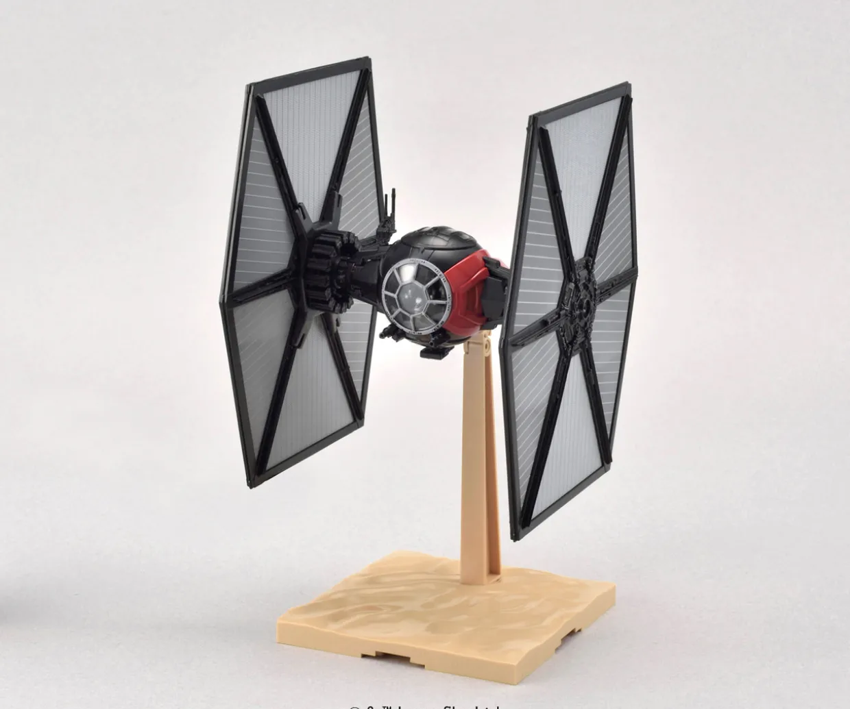 Revell 1/72 Ban-Dai First Order Special Forces TIE Fighter