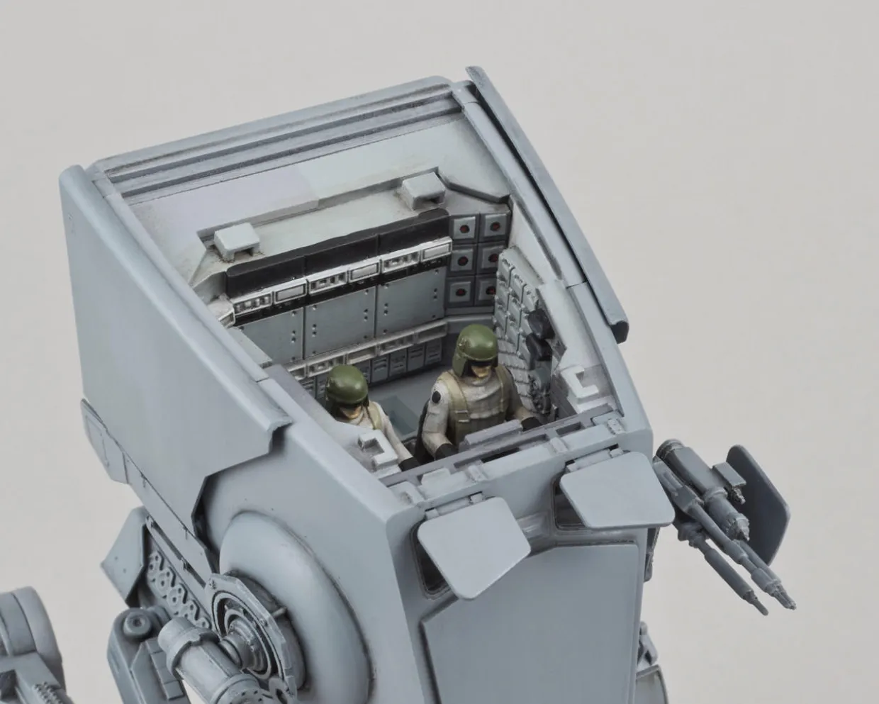 Revell 1/48 Ban-Dai Star Wars AT-ST Model Kit