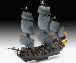 Revell 1/150 Black Pearl Pirate Ship