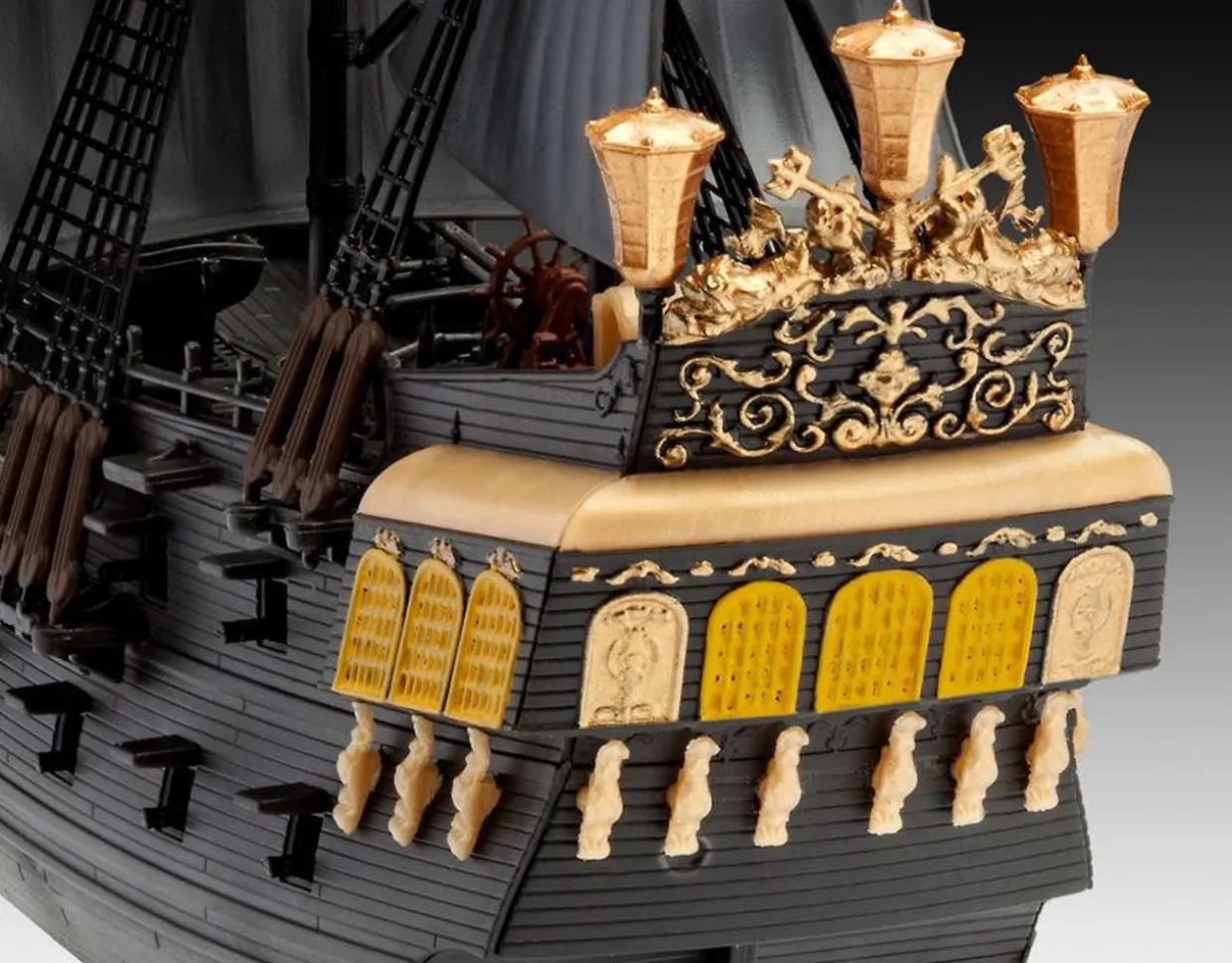 Revell 1/150 Black Pearl Pirate Ship