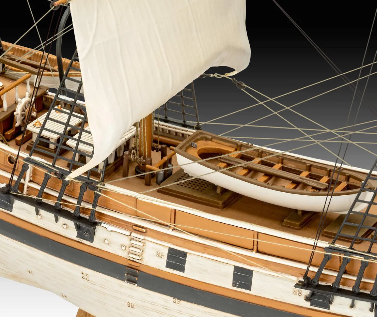 Revell 1/96 HMS Beagle