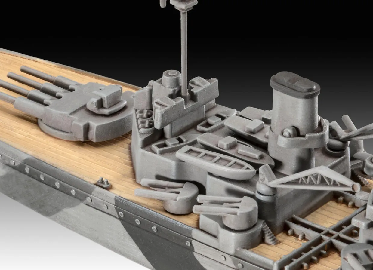 Revell 1/1200 HMS Duke of York Starter Set