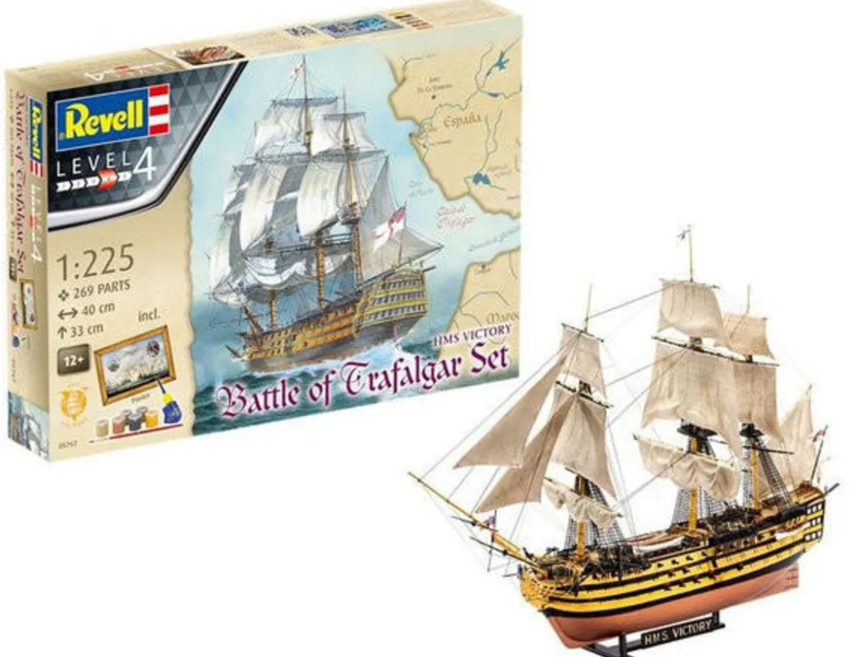 Revell 1/225 HMS Victory Battle of Trafalgar Gift Set