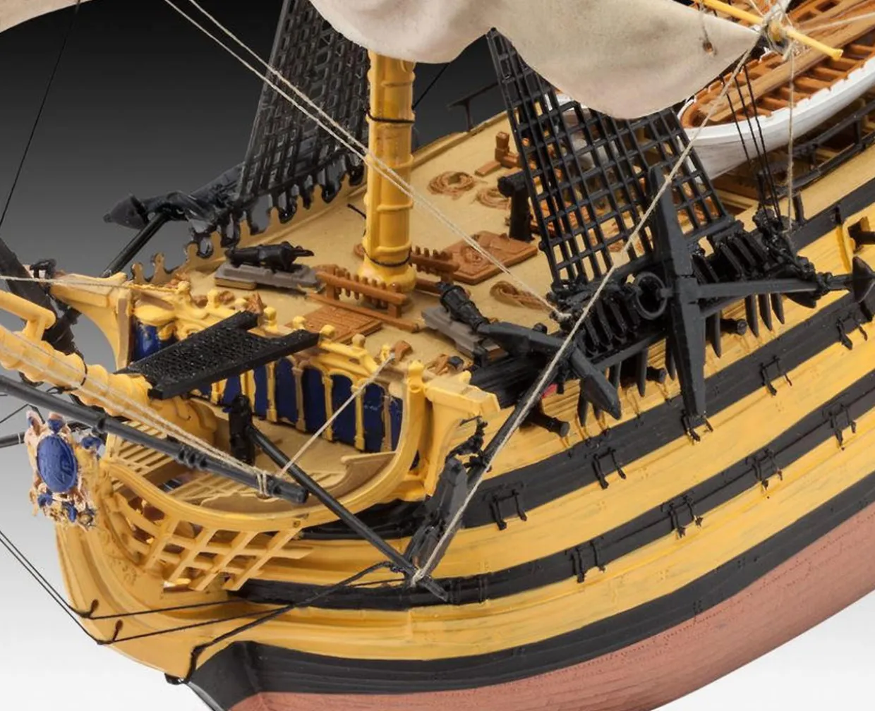 Revell 1/225 HMS Victory Battle of Trafalgar Gift Set