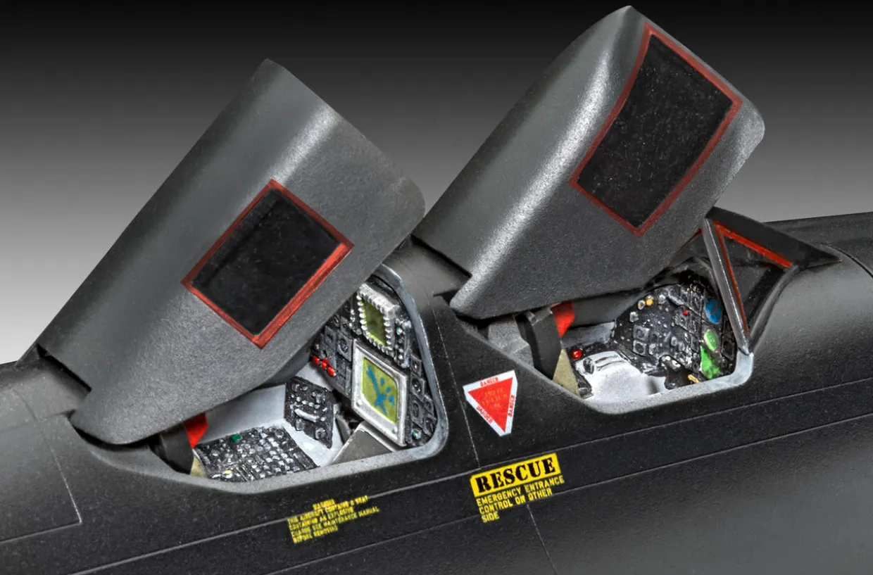 Revell 1/48 Lockheed SR-71 Blackbird