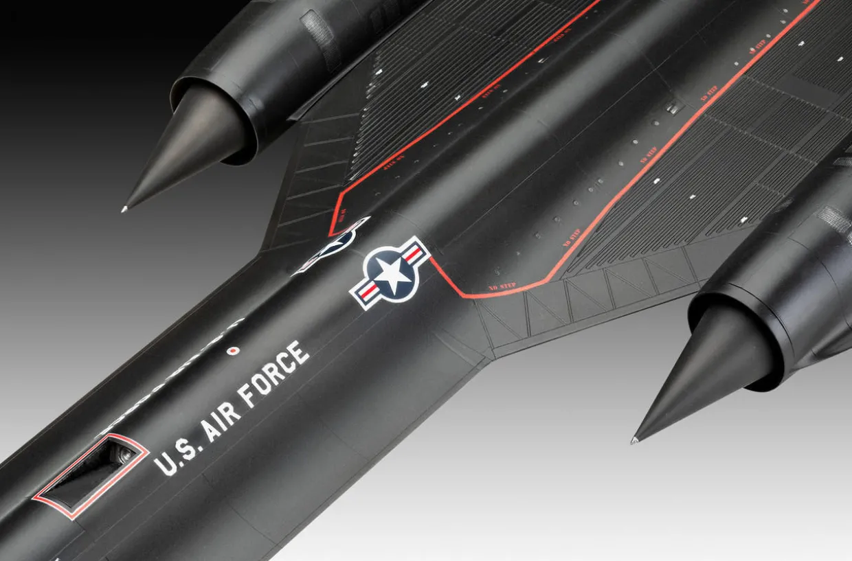 Revell 1/48 Lockheed SR-71 Blackbird