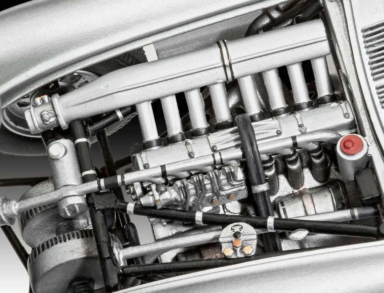 Revell 1/24 Mercedes-Benz 300 SLR 70th Anniversary Gift Set