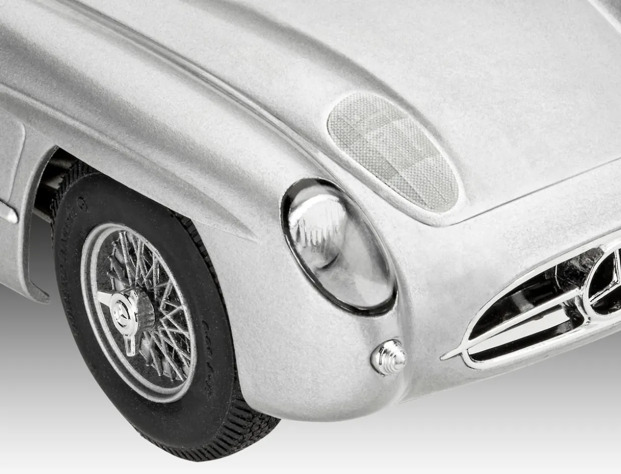Revell 1/24 Mercedes-Benz 300 SLR 70th Anniversary Gift Set