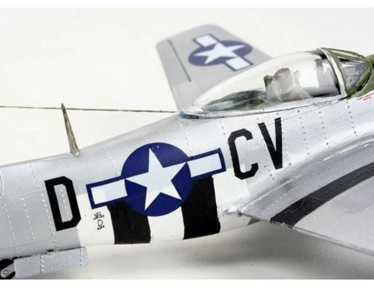 Revell 1/72 North American P-51D Mustang
