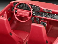 Revell 1/24 Porsche 911 Carrera 3.2 Coupe