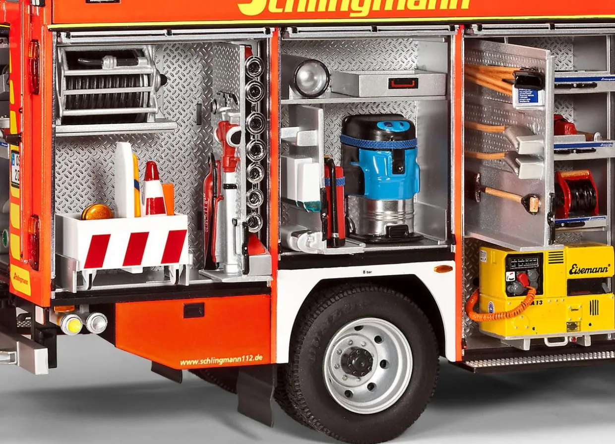 Revell 1/24 Schlingmann LF 20/16 Fire Truck