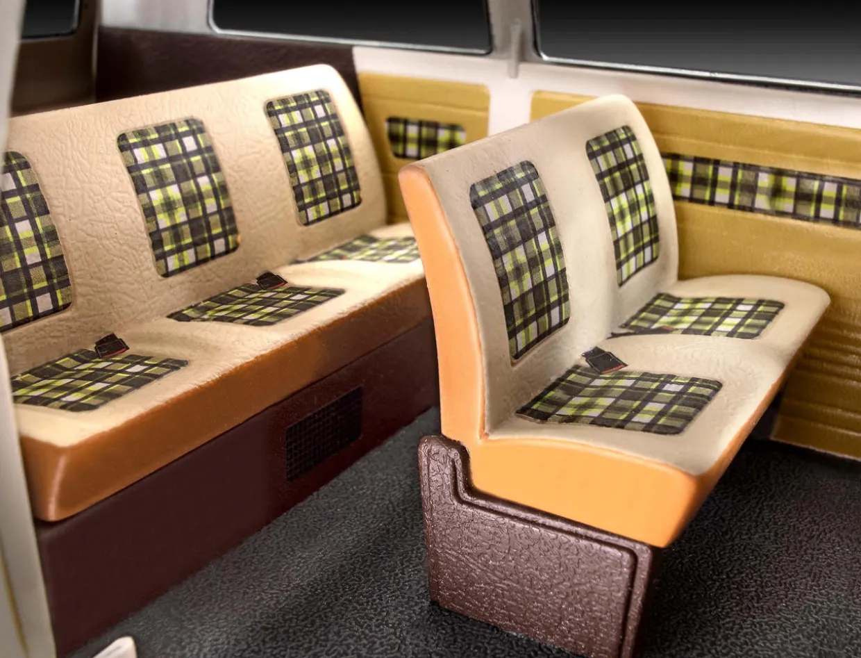 Revell 1/24 Volkswagen T3 Bus