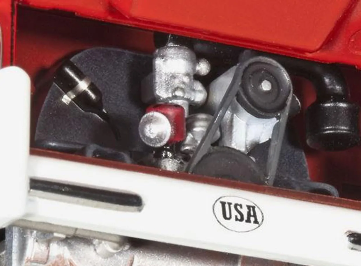 Revell 1/24 Volkswagen T1 Samba Bus