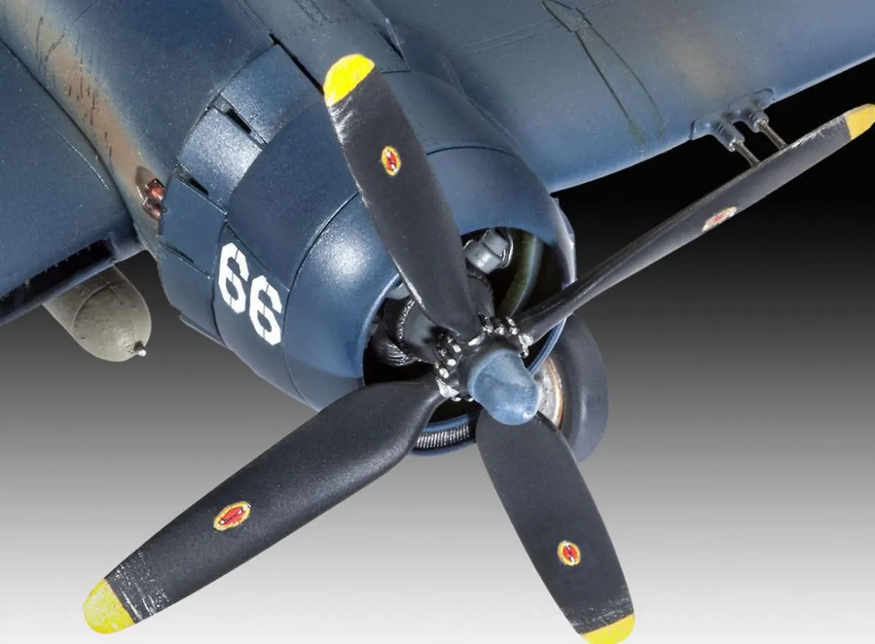 Revell 1/72 Vought F4U-4 Corsair