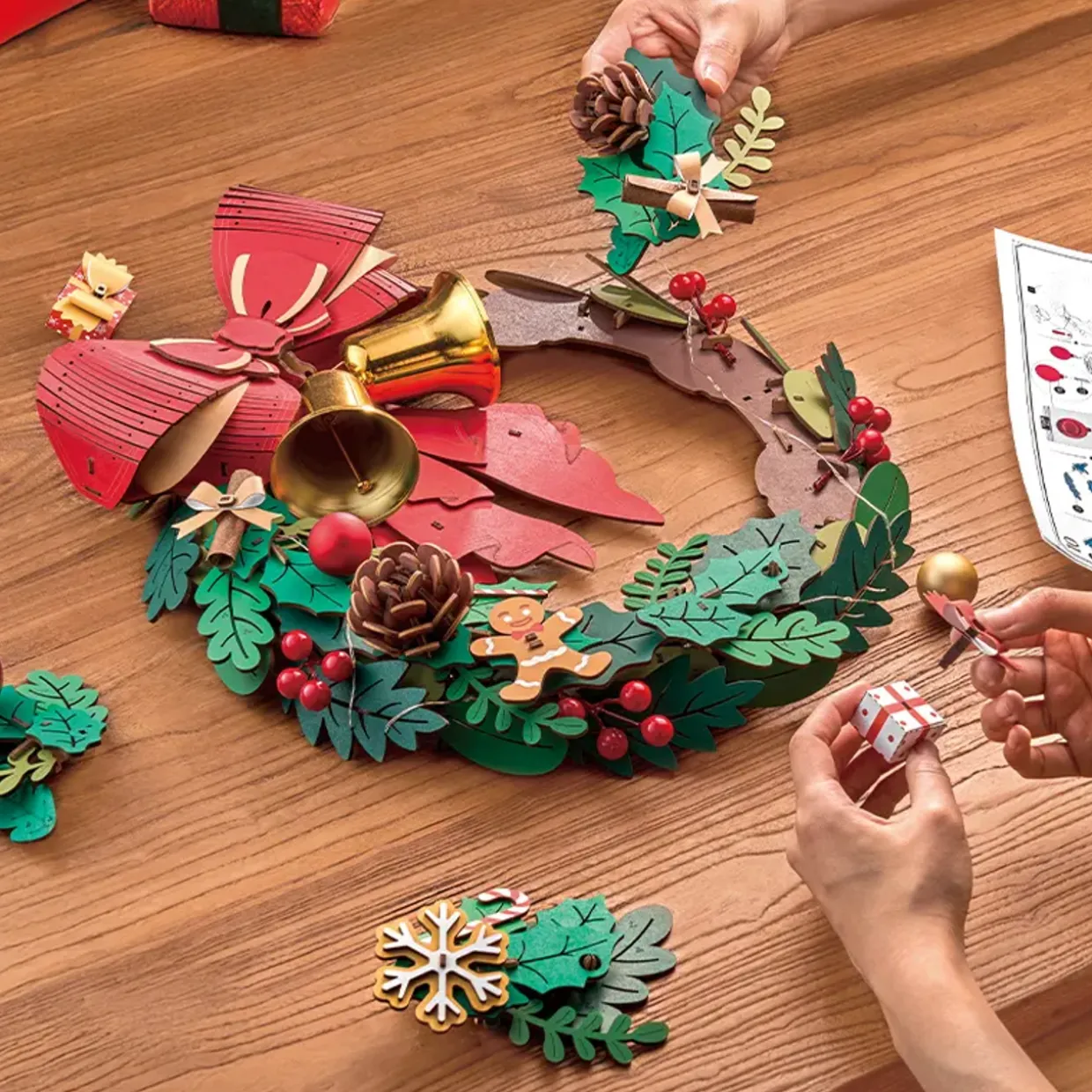 Rolife Christmas Wreath 3D Wooden Kit