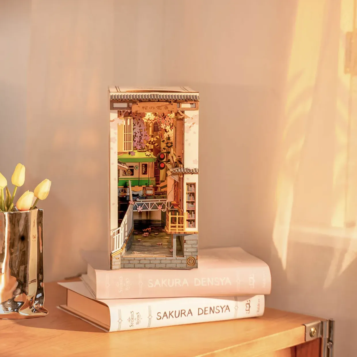 Rolife Sakura Densya 3D Creative Bookend