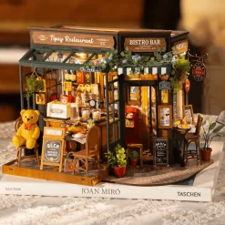 Rolife Tipsy Restaurant Wooden Diorama Kit