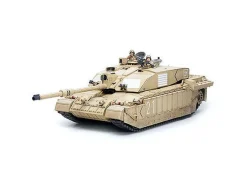 Tamiya 1/35 Challenger 2 MBT Desertised