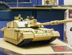 Tamiya 1/35 Challenger 2 MBT Desertised