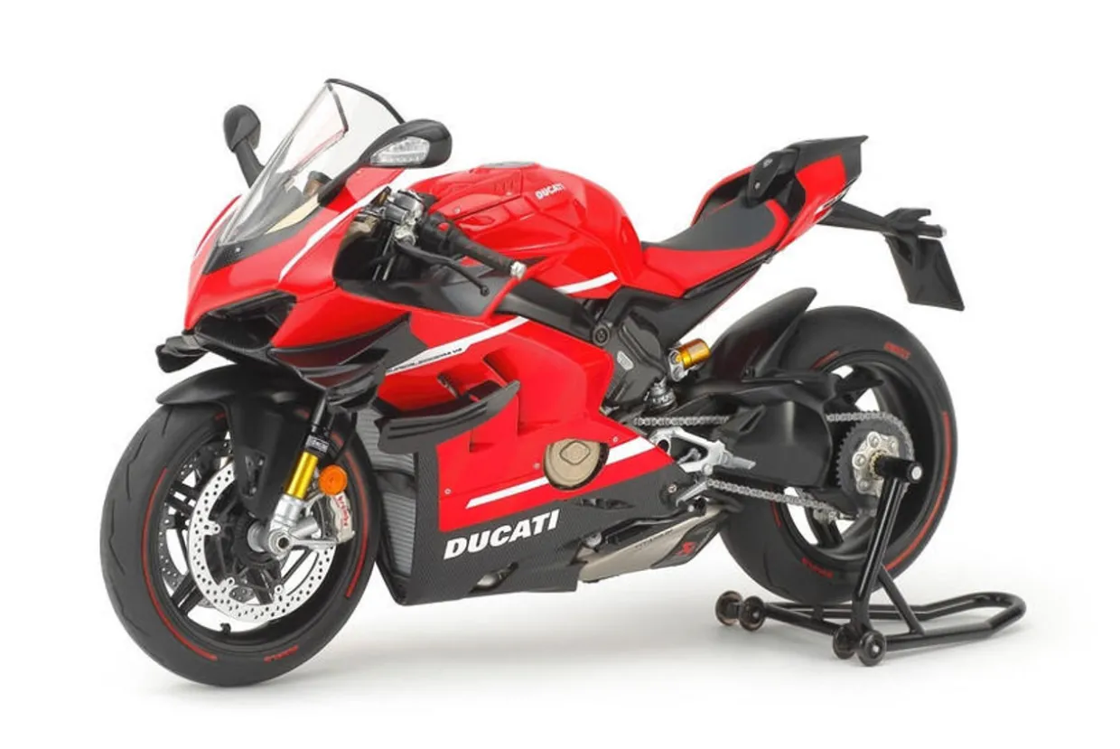 Tamiya 1/12 Ducati Superleggera V4 Model Kit