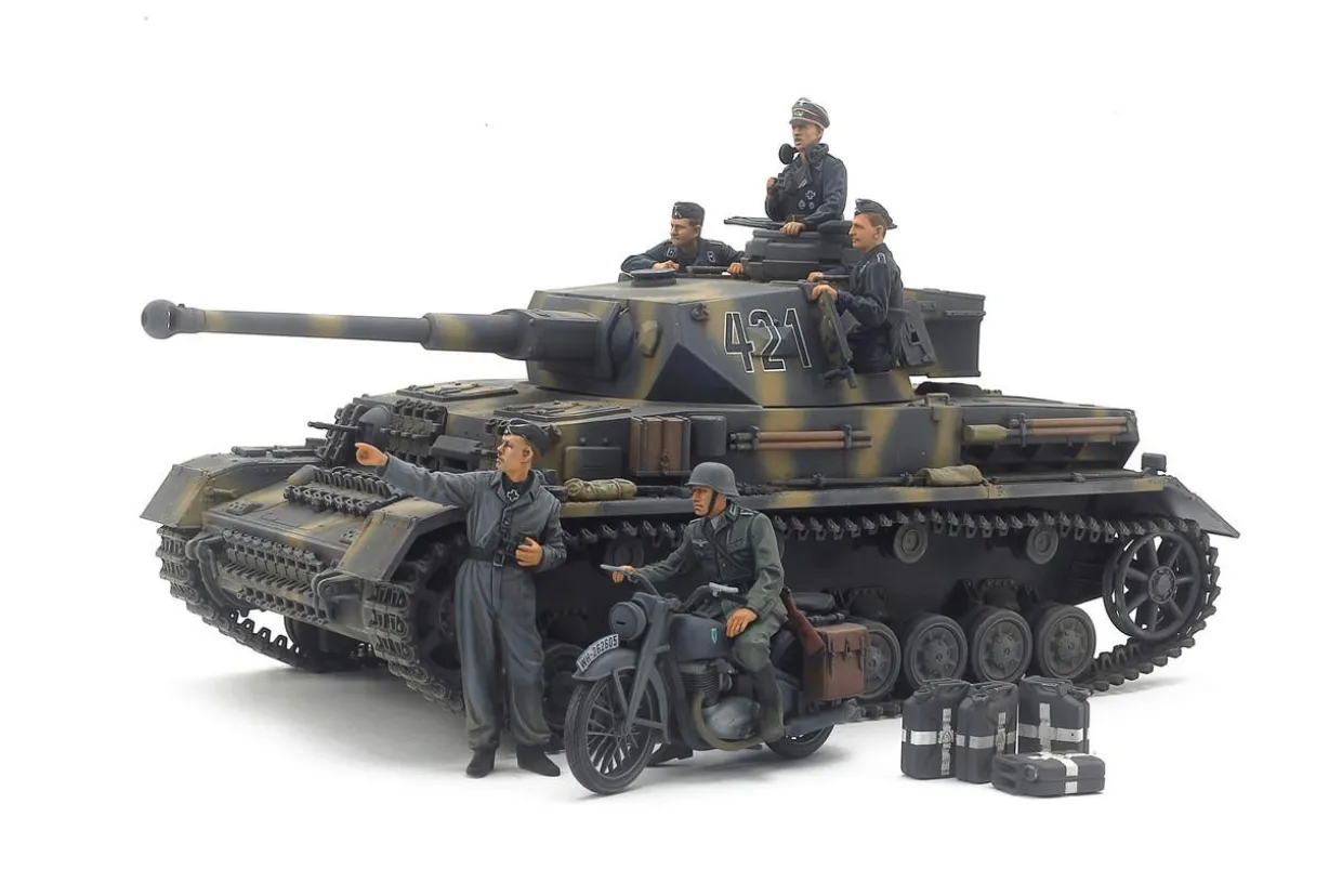 Tamiya 1/35 German IV.G & Motorcycle EF